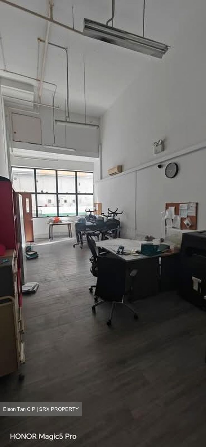 8B @ Admiralty (D27), Factory #561529321